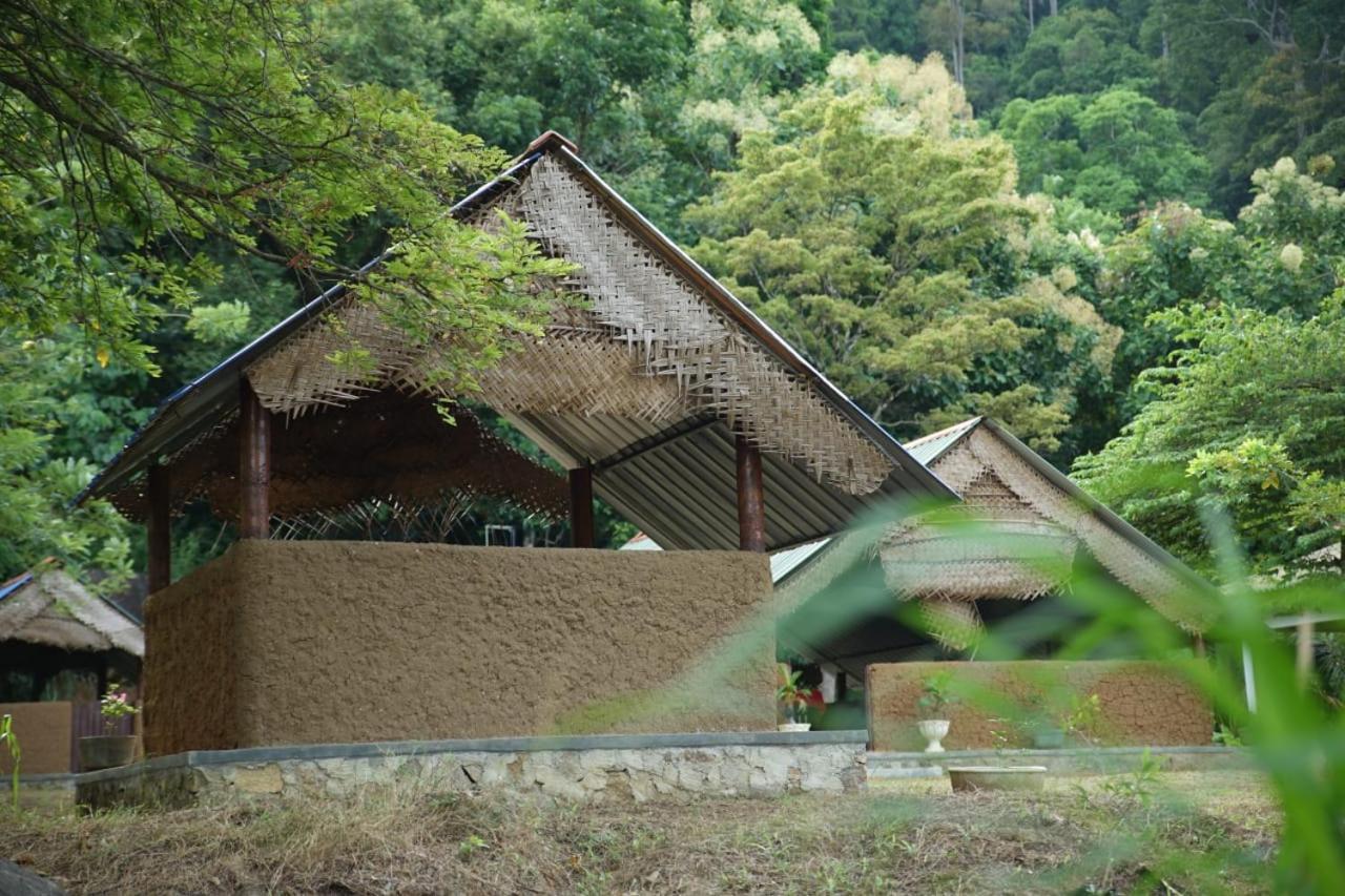 Agoura Hills Hotel Kurunegala Exterior photo